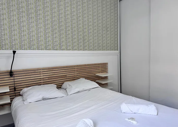 Fellini 3br With Safe Parking