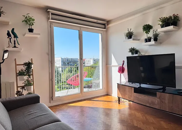 Fellini 3br With Safe Parking Lejlighed Saint-Denis (Seine-Saint-Denis)